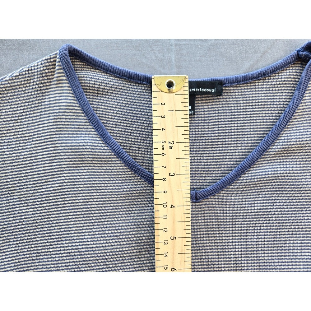 Vtg Theme Striped Top V neck Short Sleeves Minimalist Quiet Luxury Blue Nautical - Picture 12 of 15